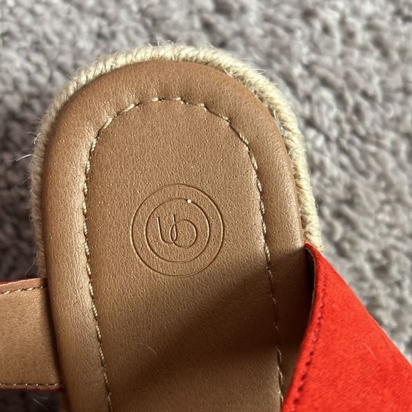 NWOB Dark Orange Suede Espadrilles Urban Outfitters - 6 - Picture 5 of 7